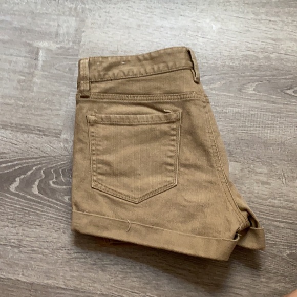 Shorts - Picture 2 of 2